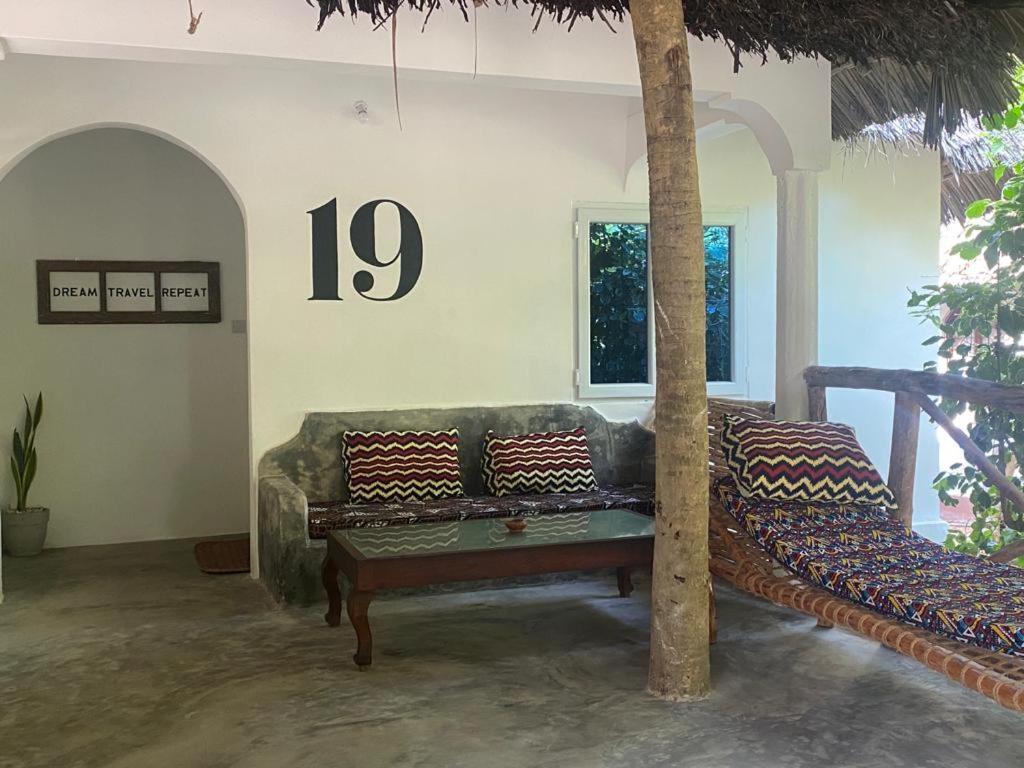 Mbuyuni Beach Village Jambiani  Luaran gambar
