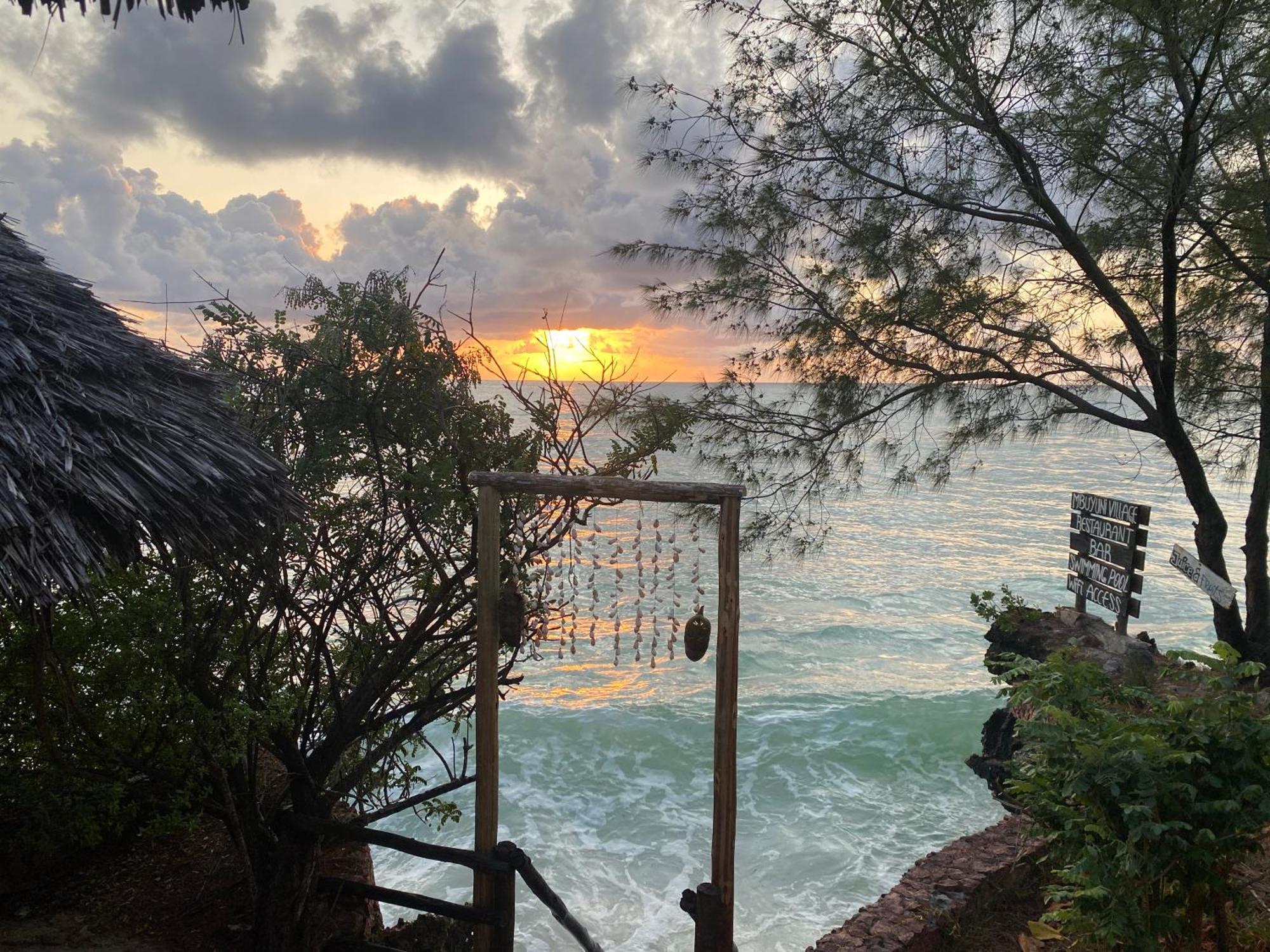 Mbuyuni Beach Village Jambiani  Luaran gambar